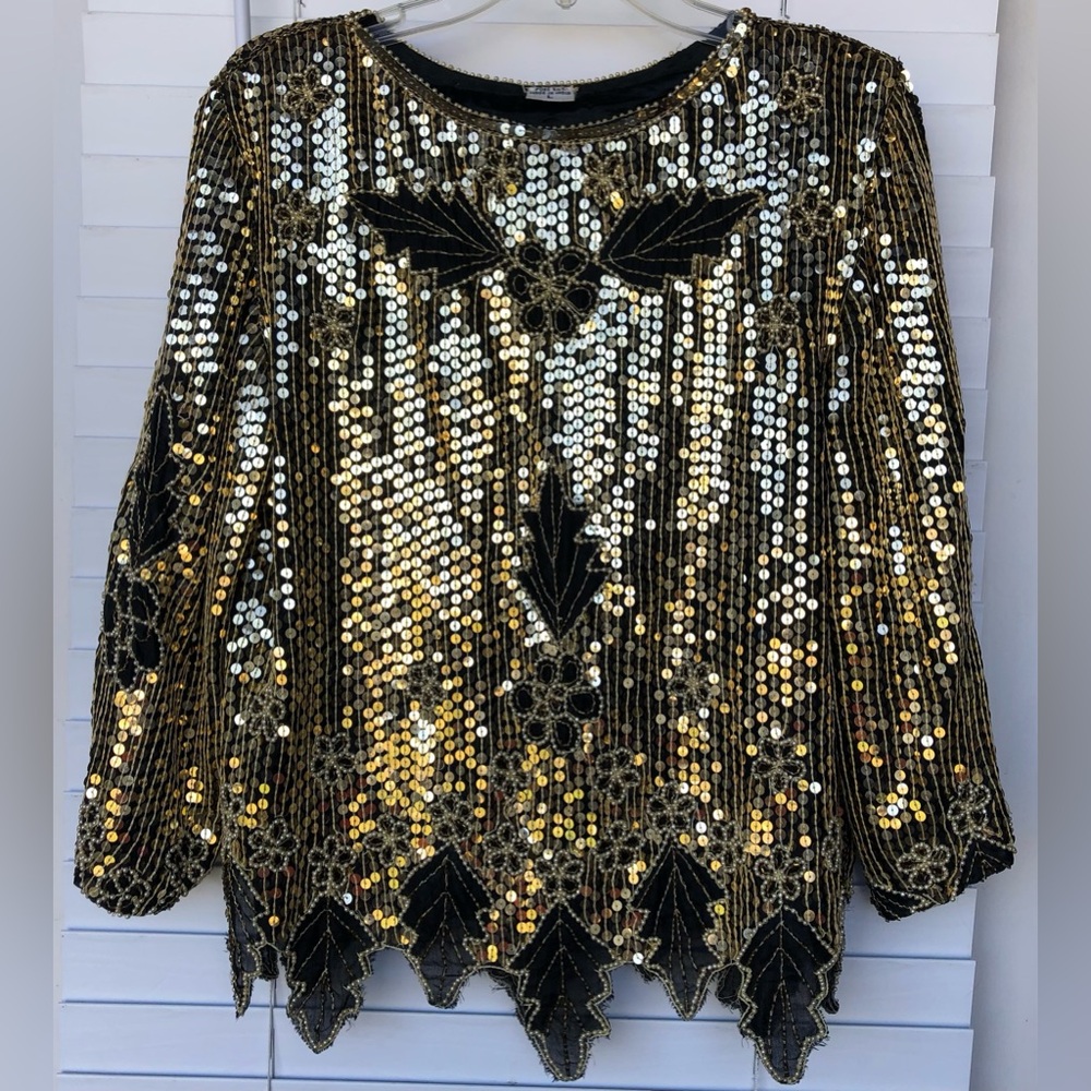Vintage Pure Silk Elegant Black and Gold Sequin Women's Blouse.20”Pit L.24”S.19”